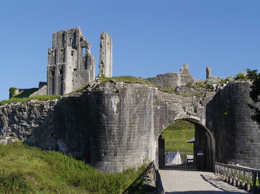 Corfe castle fi