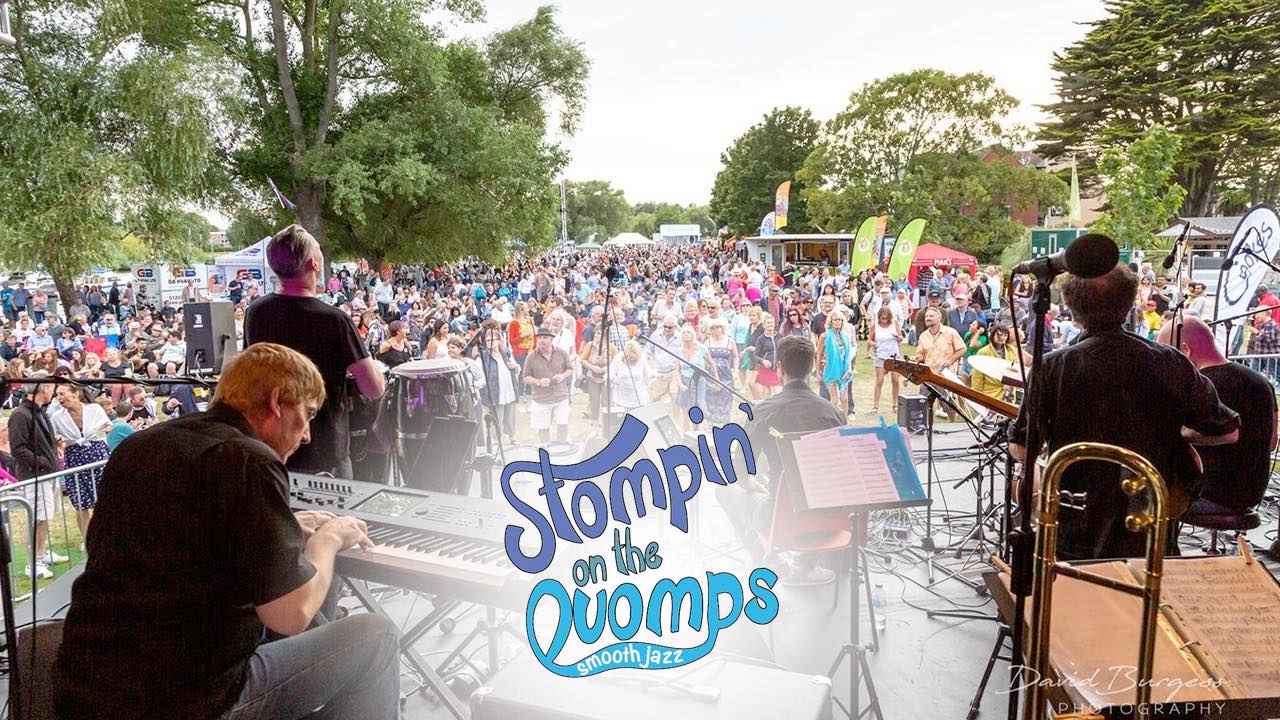 Stompin On The Quomps