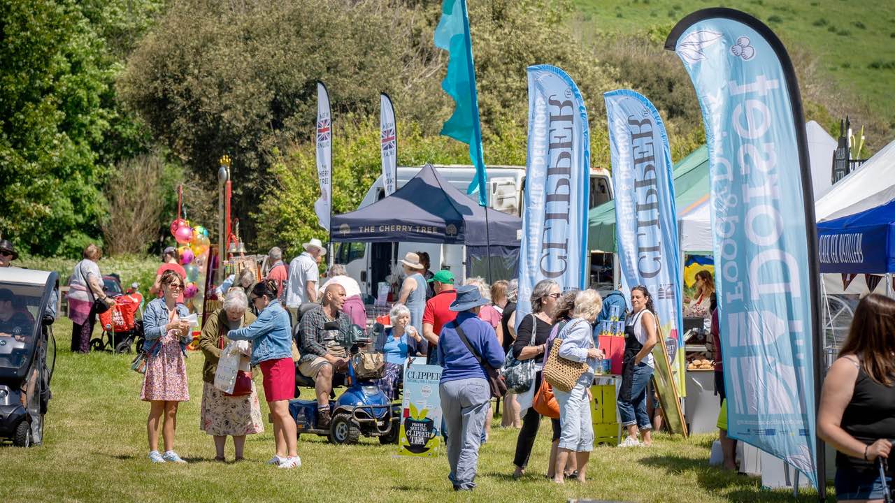 Abbotsbury Swannery Food & Craft Fair 2025