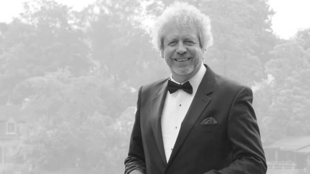 Summer Sessions: Tony Lowe