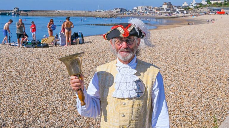 Tour of lyme regis with the town crier alt