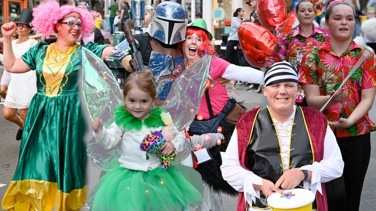 Lyme Regis Carnival Procession 2025