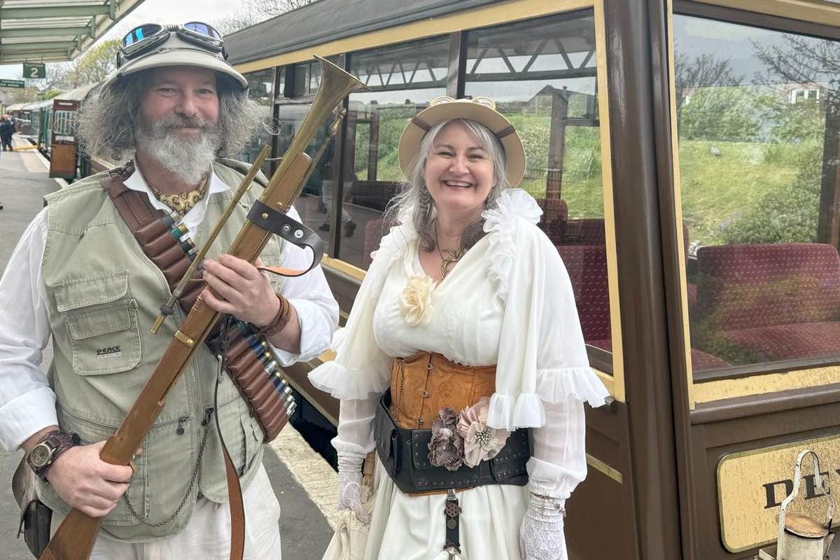 Swanage railway steam punk day 03