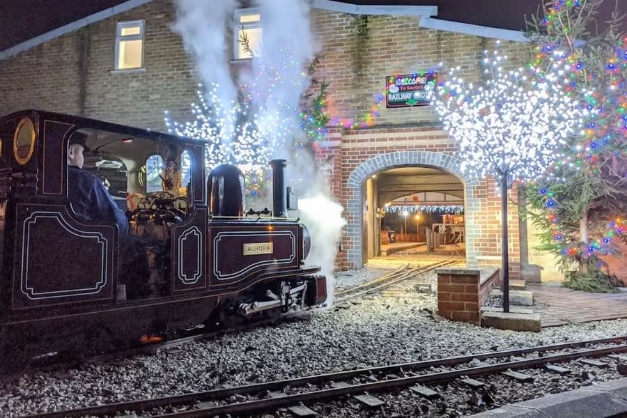 Moors valley railways santa specials 2025 1