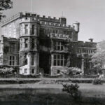 Historical guided walk with cream tea in Brownsea Castle